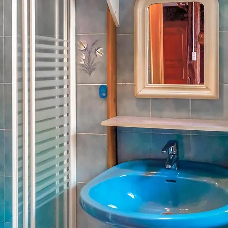 Holiday home 2 Bedroom Stunning In